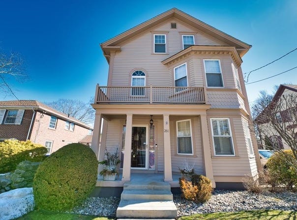 261 Blackstone Boulevard, Providence, RI 02906