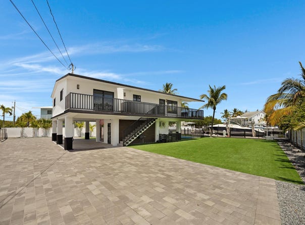 1502 Shaw Drive, Key Largo, FL 33037