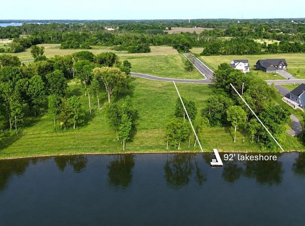 7660 Lake John Dr, Annandale, MN 55302