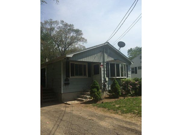 43 Pinehurst Ave., Brockton, MA 02302
