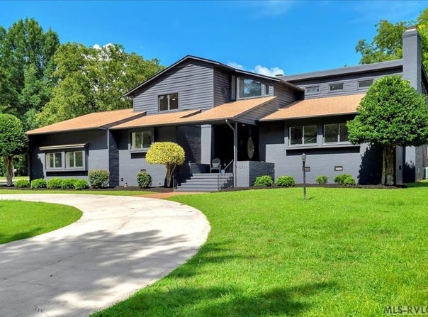 820 Watkins St, South Hill, VA 23970