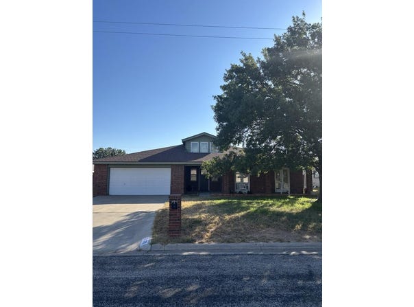 711 Baylor Blvd, Big Spring, TX 79720