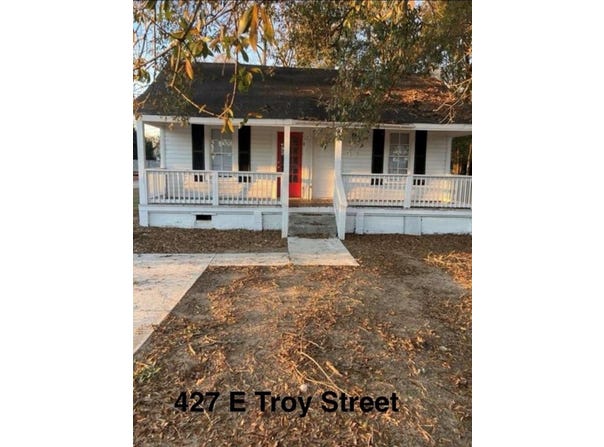 427 E Troy Street, BRUNDIDGE, AL 36010