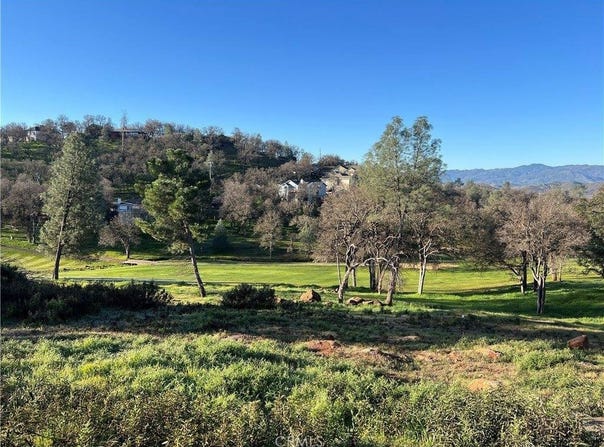 20073 Powder Horn Road, Hidden Valley Lake, CA 95467