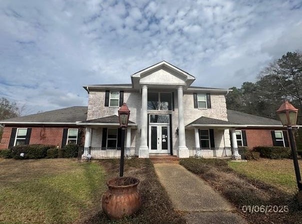 103 Ron Lawson Drive, WAYNESBORO, MS 39367