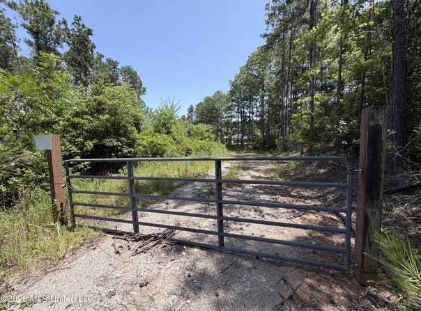 001 State Boulevard, Meridian, MS 39305