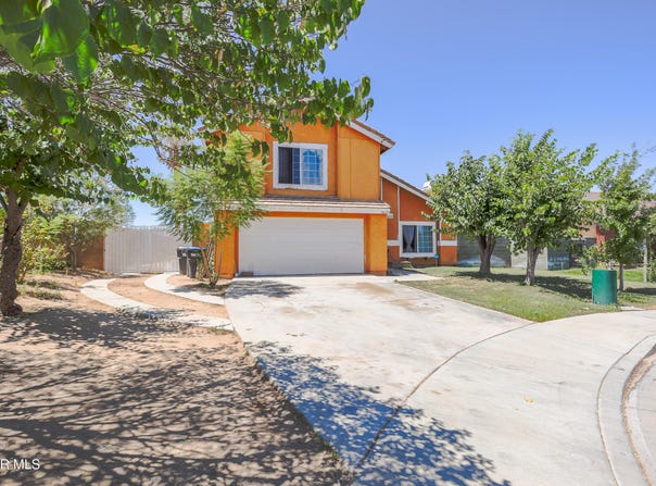 38605 Bitter Root Road, Palmdale, CA 93550