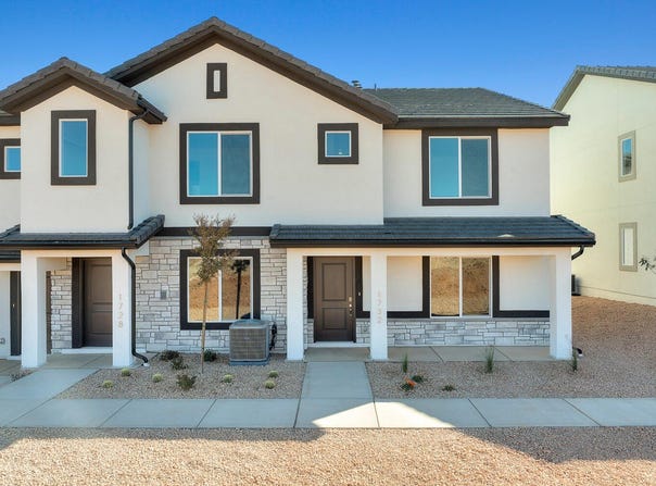 2201 S Tower Bridge Dr, Washington, UT 84780