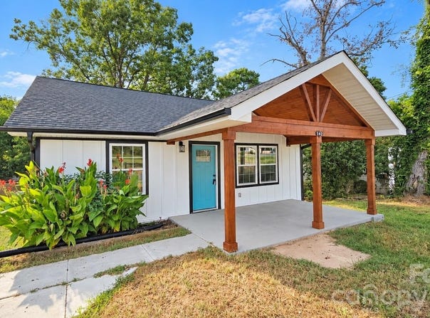 142 S Morrow Avenue, Albemarle, NC 28001