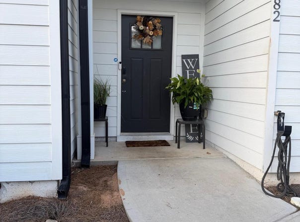 6182 Redan Overlook, Lithonia, GA 30058