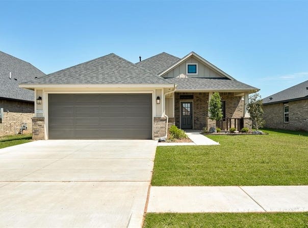 4817 Desert Willow Lane, Edmond, OK 73034
