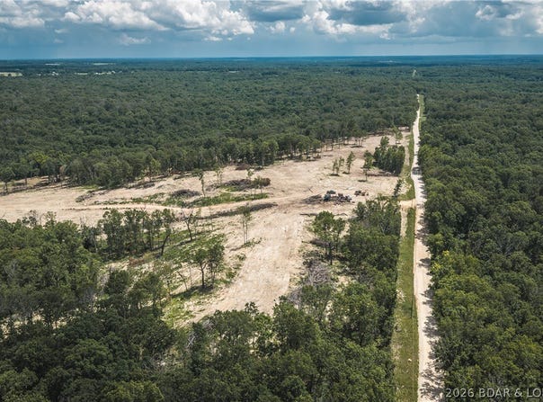 Geronimo Springs-Tract 2, Macks Creek, MO 65786