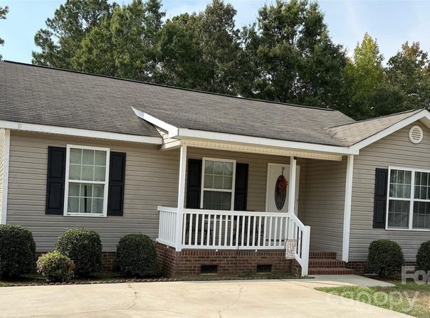 2051 E Park Drive, Lancaster, SC 29720