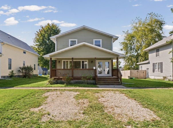 218 E Orleans Street, Paxton, IL 60957