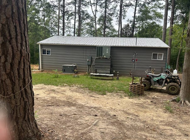 211 Clark Cemetery RD, Laurel, MS 39443