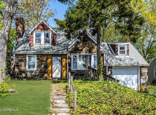 291 18th Avenue, Brick, NJ 08724