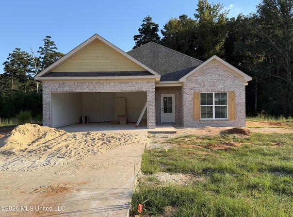 103 NW Emily Lane, Magee, MS 39111