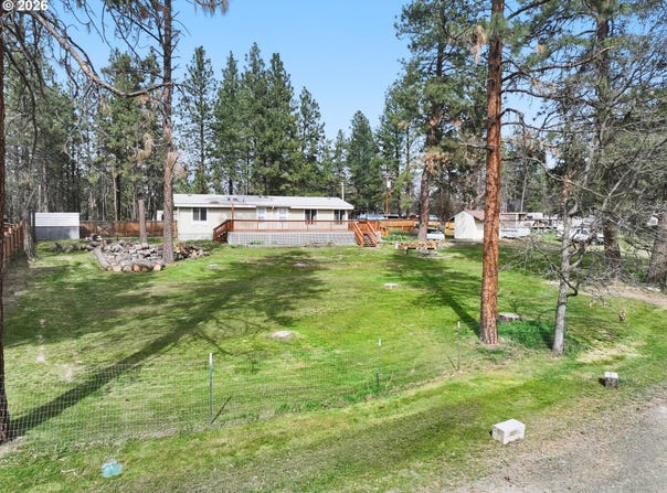39 N EAGLE POINT Rd, TyghValley, OR 97063