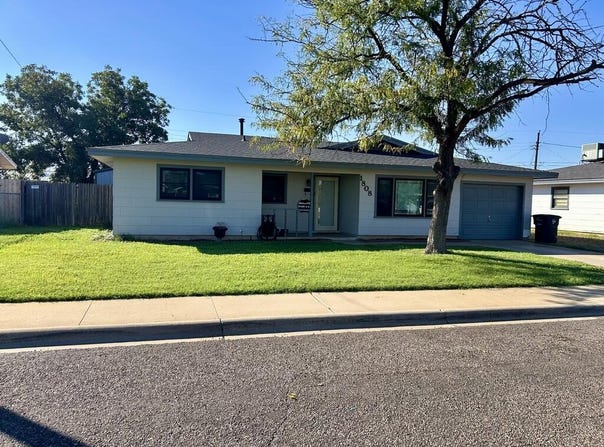 1808 Petroleum Dr, Odessa, TX 79762