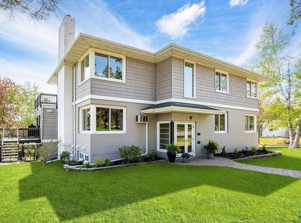 225 26th Ave E, Duluth, MN 55812