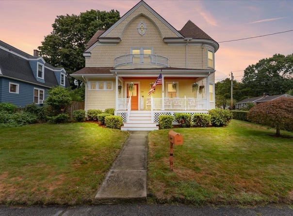 220 Smith St, North Attleboro, MA 02760
