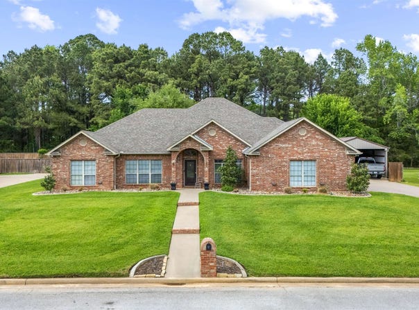229 Stonebridge Ct., Gilmer, TX 75645