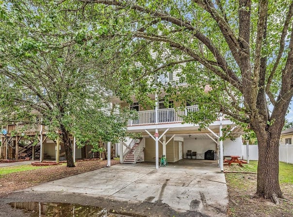 17 S Oak Dr., Surfside Beach, SC 29575
