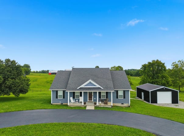 447 Oakland Lane, Harrodsburg, KY 40330