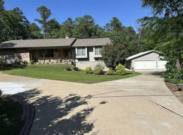 45 Levantino Drive, Hot Springs Village, AR 71909