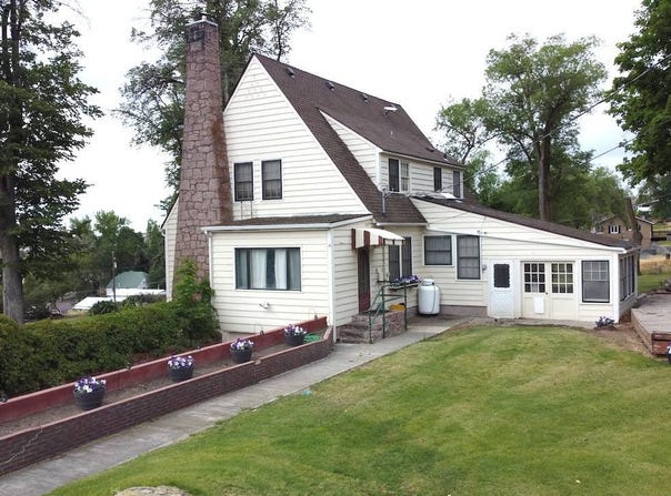420 W Pettibone Ave, Hines, OR 97738
