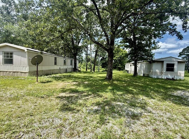 8905 Highway E, Houston, MO 65483