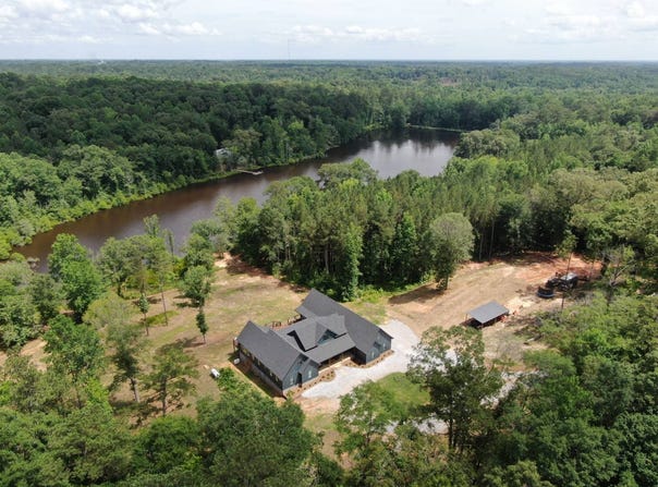 1782 Cornelia St., Marion, AL 36756