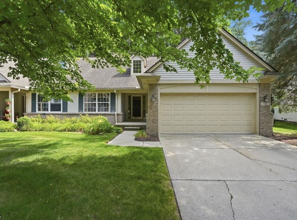 183 Four Seasons Road, Lake Orion, MI 48360