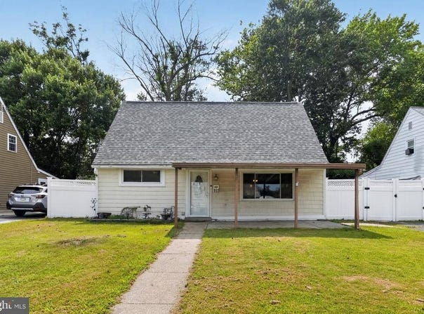809 Quince Lane, Secane, PA 19018
