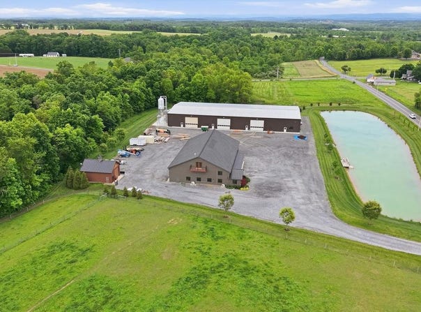 1655 MOUNTAIN Road, NEWBURG, PA 17240