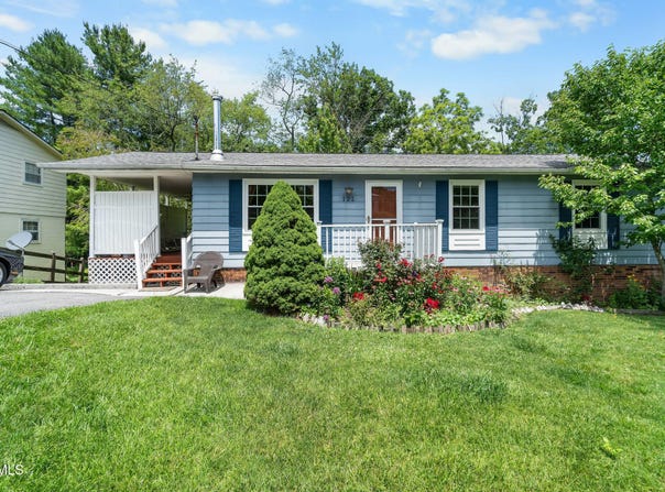 121 SW Beverly Avenue, Wise, VA 24293