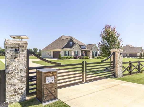 160 Saddlecreek Road, Perry, GA 31069