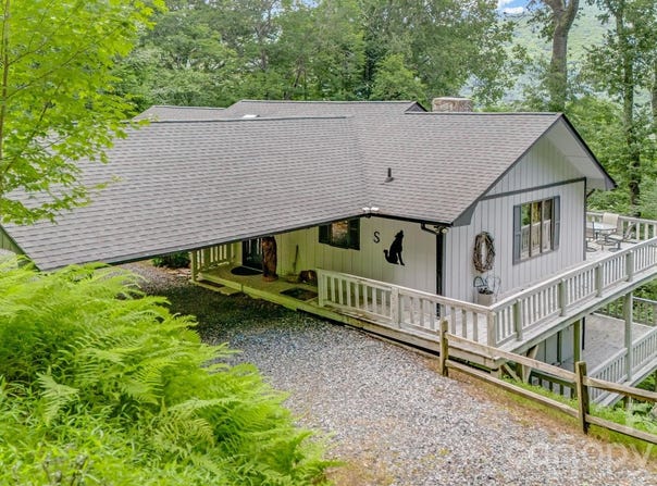 38 Bee Tree Lane, Mars Hill, NC 28754