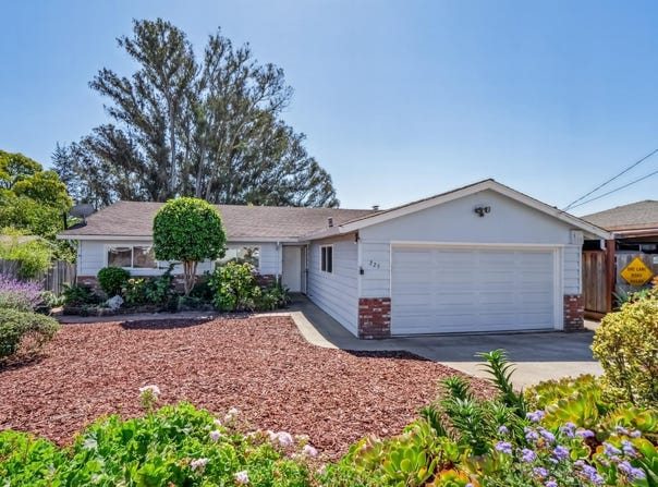 225 W Phillips RD, CORRALITOS, CA 95076