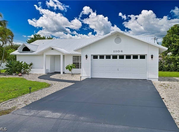 1106 SE 23rd Place, Cape Coral, FL 33990