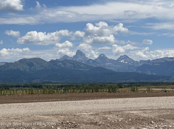 4 SOLSTICE Circle, Tetonia, ID 83452