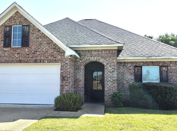 104 Beechwood Circle, Pearl, MS 39208