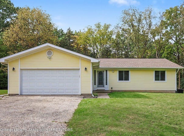 5816 W Britton Road, Perry, MI 48872