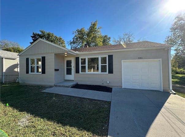 11113 E 25th Street, Independence, MO 64052