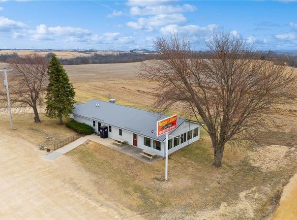 28534 US 18, McGregor, IA 52157