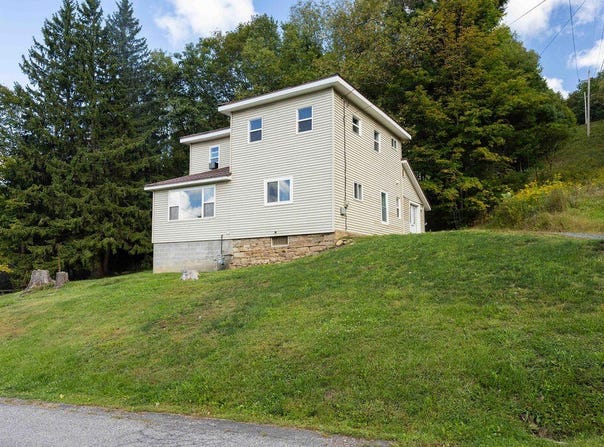 105 TAYLOR ST, Blossburg, PA 16912