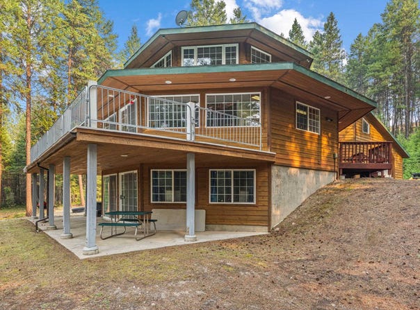 21 Harms Way, Republic, WA 99166
