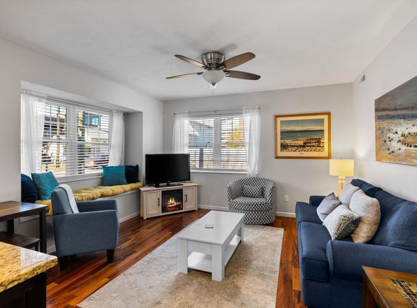 145 E Eighth Street, Traverse City, MI 49684