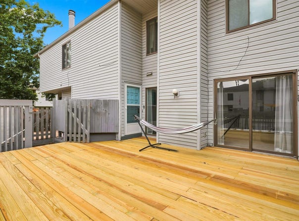 4222 Kris Line Drive, Waterloo, IA 50701