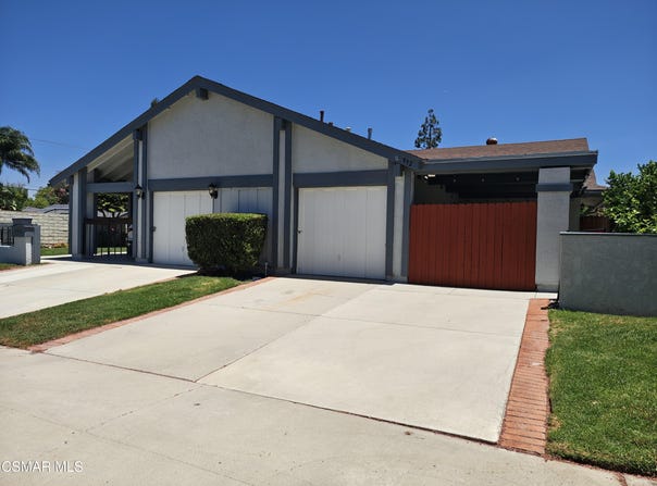 992 Vallejo Avenue, Simi Valley, CA 93065